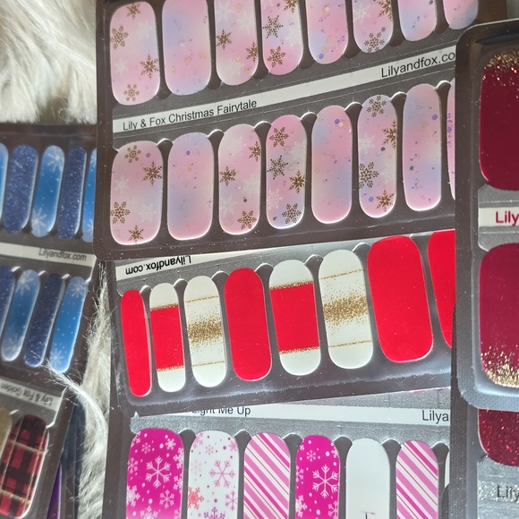 Lily & Fox bundle of 20 nail wraps Christmas themed & glitter #10 - Picture 7 of 9